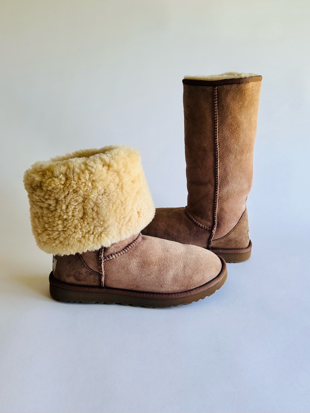 UGG Shearling-Lined Suede Winter Knee High Boots Chestnut size 8